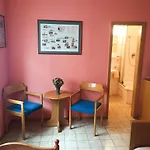 Mona Lisa Pensionat 3*
